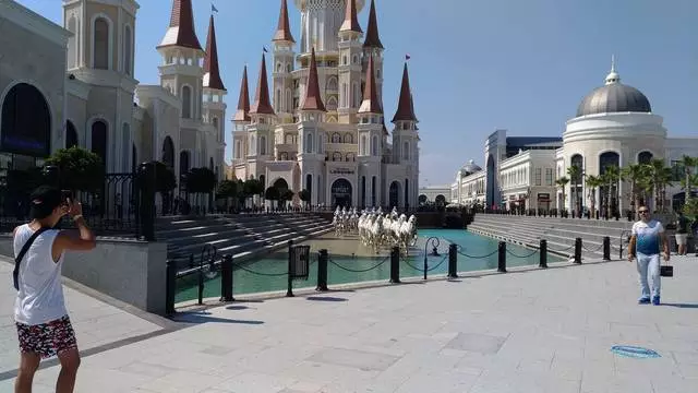 رحلة ارض الاساطير انطاليا