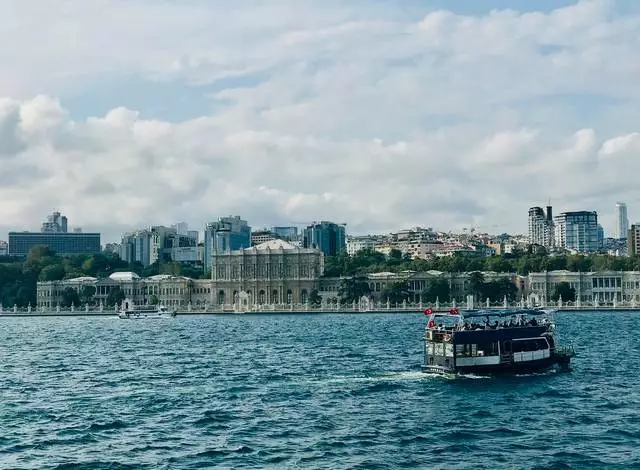 رحلة البوسفور المسائية والصباحية