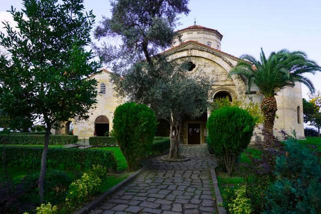 كم تبعد اوزنجول عن طرابزون