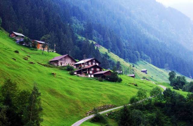 كم تبعد ايدر عن طرابزون