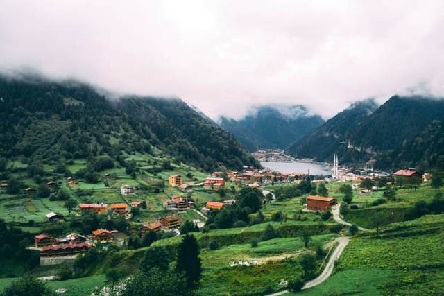 كم تبعد ايدر عن طرابزون