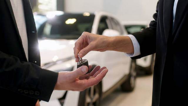 مكاتب تاجير السيارات في مطار طرابزون